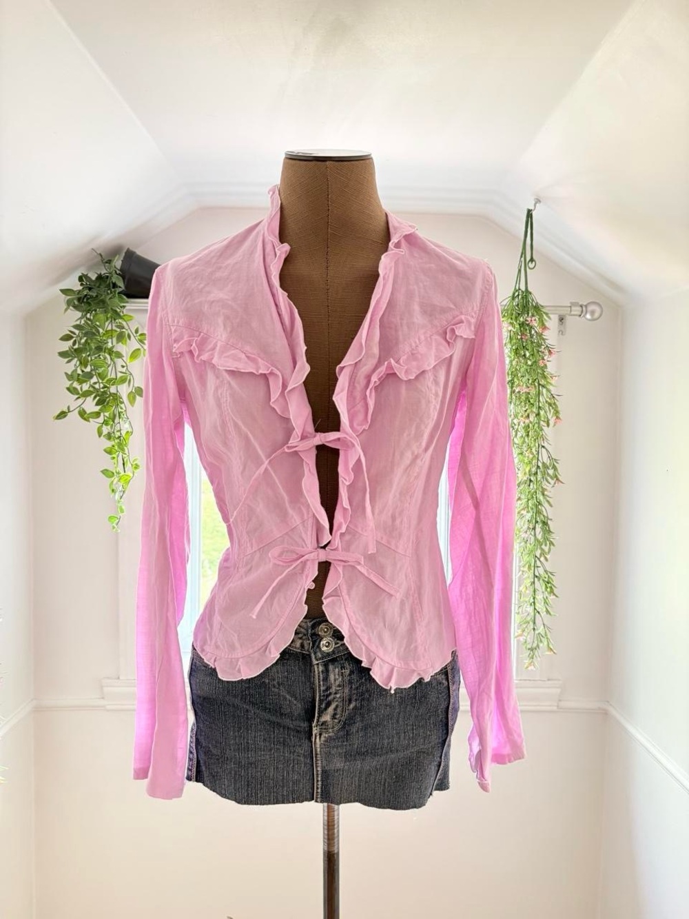 Women's Pink/Purple Ruffle Tie-Front Blouse